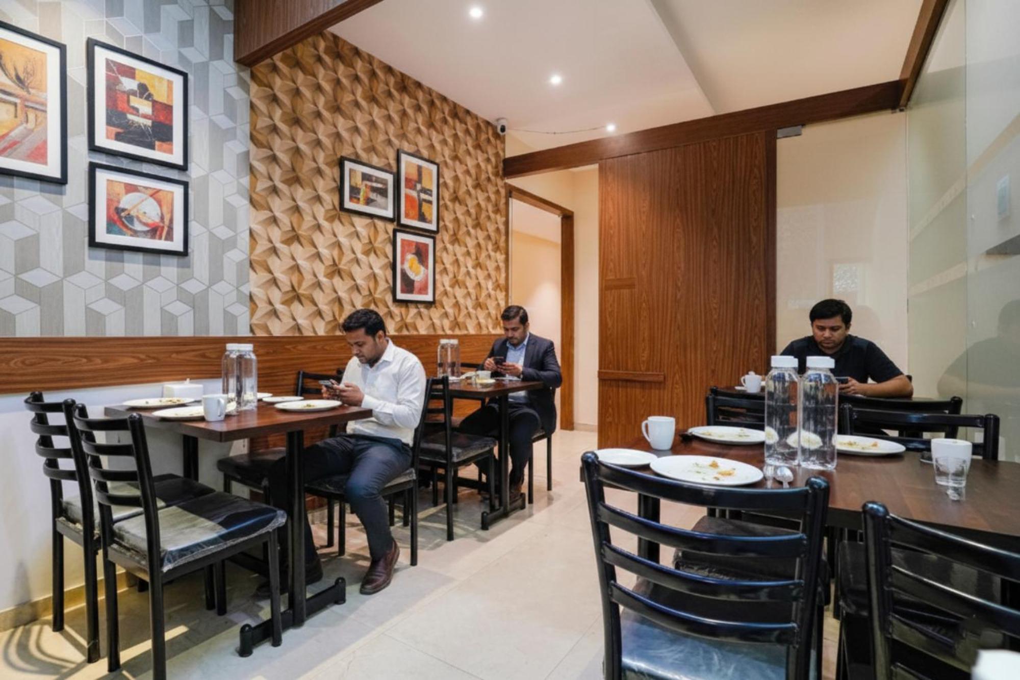 Via Wynd Hotel - Mumbai — Photos 3